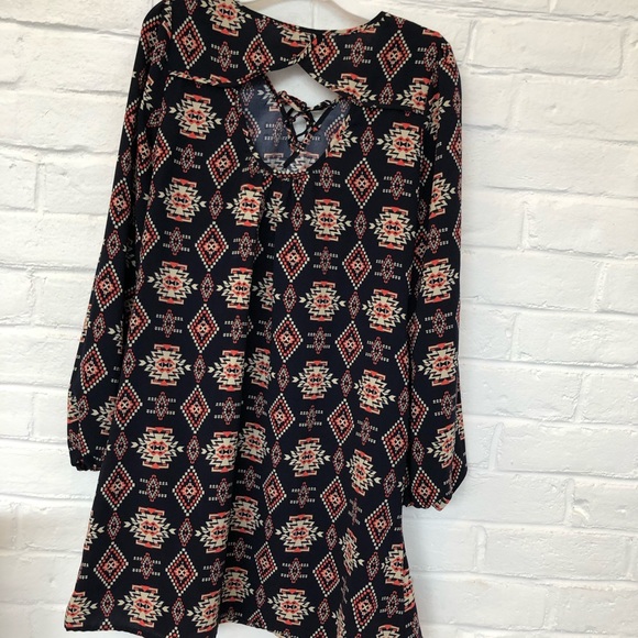 Aztec Dress - Picture 3 of 4